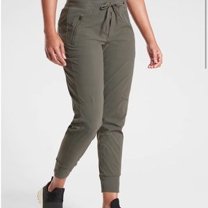 Athleta Trekkie North Jogger